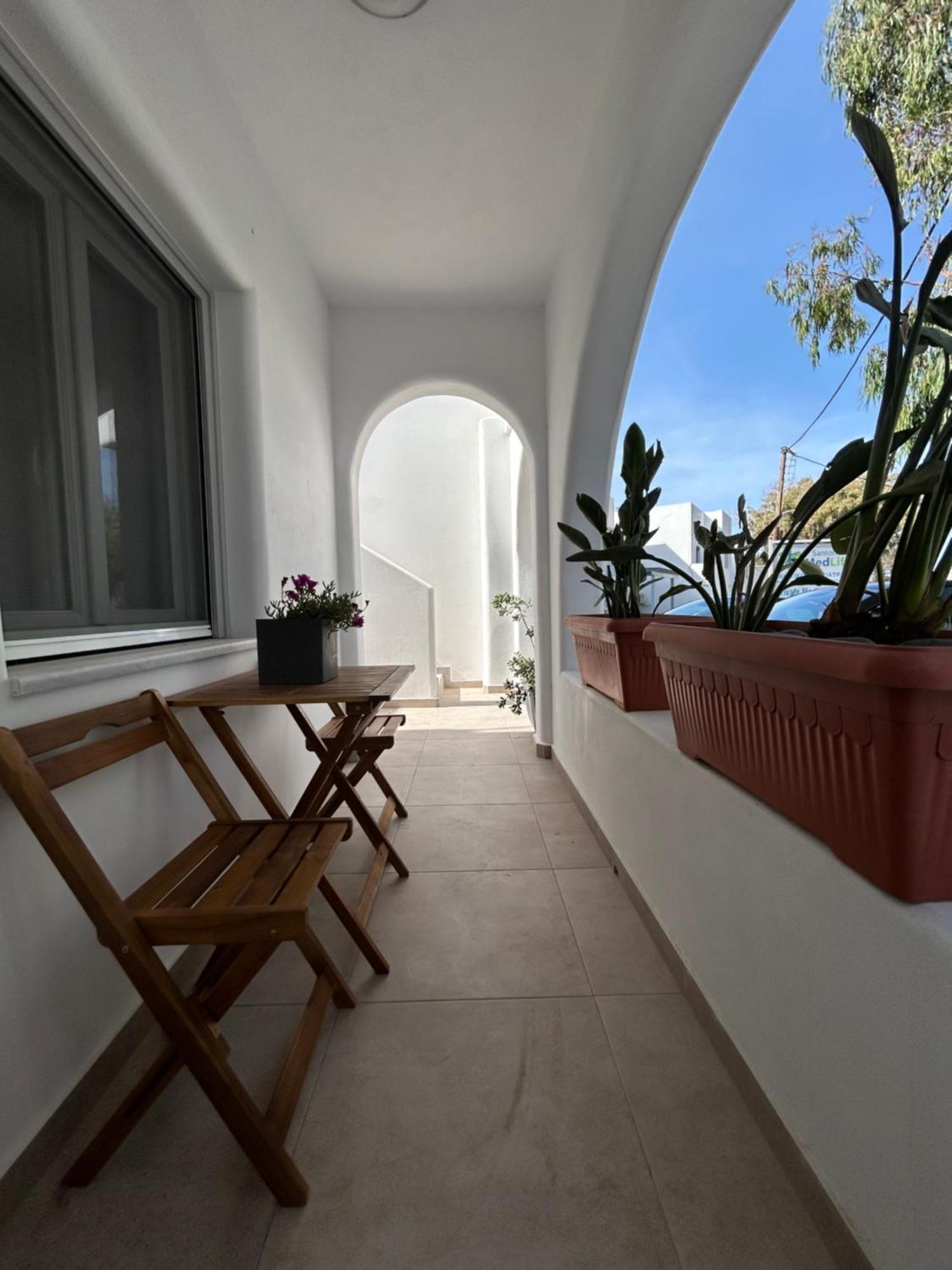 To Spitaki Sas, In Santorini! Leilighet Mesaria Eksteriør bilde